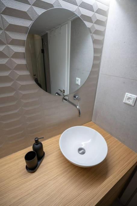Piraeus Cozy Apartment For 4 Persons Exterior foto